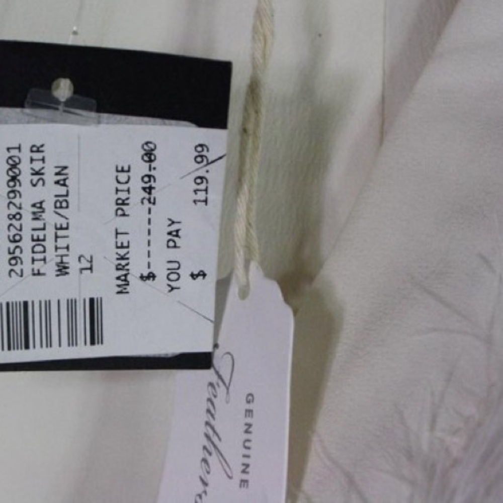 NWT Designer Women’s Club Monoco White Feather Ruffle Skirt Original $119 - Picture 16 of 16